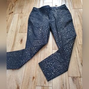 Chicos Strechy  Petite Leopard Print Pants Womens  Sz 12P New